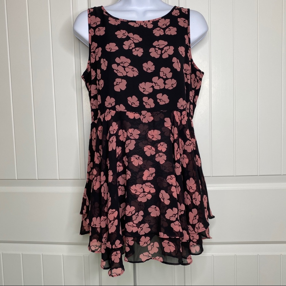 5/$25! A Pea in the Pod floral flowy maternity tunic top